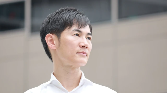 Shinji Ishimaru, chef du parti The Path to Rebirth (La voie de la renaissance)au Japon.
