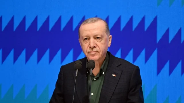 أردوغان يستذكر رئيس الوزراء الأسبق عدنان مندريس