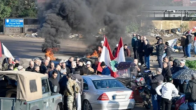 لبنان.. عسكريون متقاعدون يحتجون للمطالبة بتحسين رواتبهم