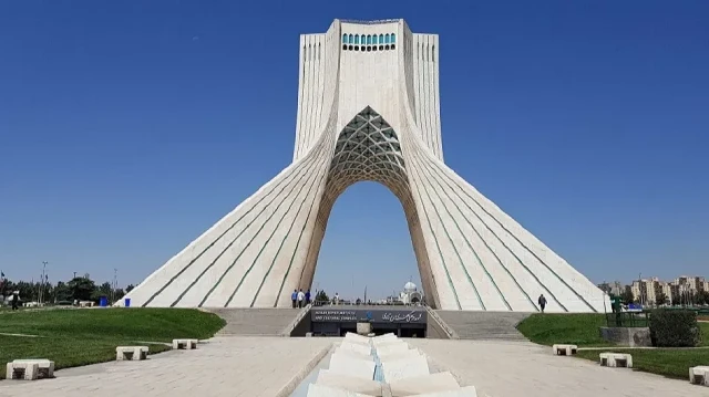 إيران: تبادُل الرسائل غير المباشرة بين طهران وواشنطن متواصلة
