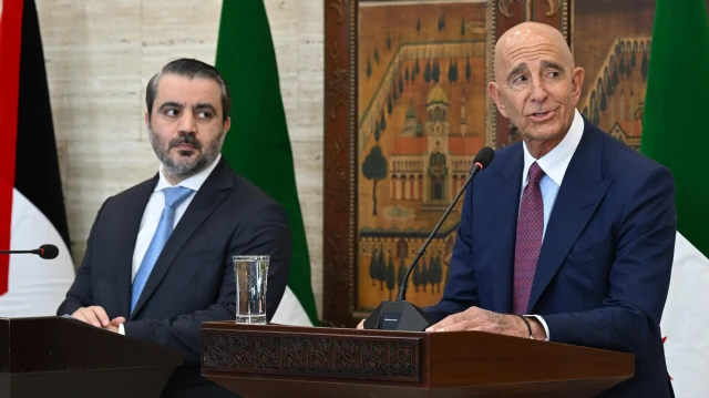 Hasan Şeybani ile Tom Barrack'ın dünkü görüşmesinden (Foto: Arşiv)