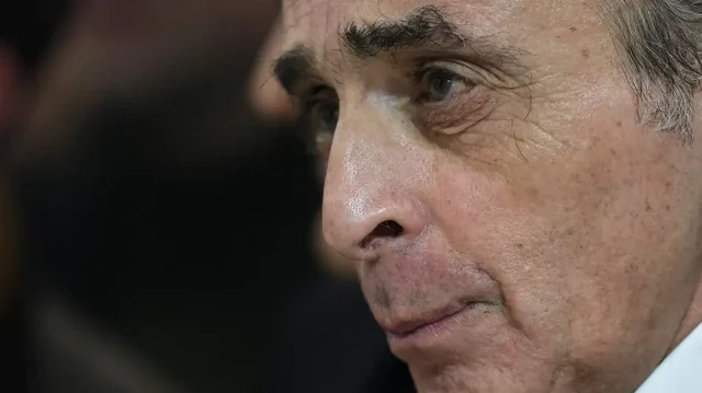 Le président du parti d'extrême droite français Reconquête !, Éric Zemmour, visite le 61e Salon international de l'agriculture (Salon de l'Agriculture) au parc des expositions de la Porte de Versailles à Paris, le 25 février 2025.