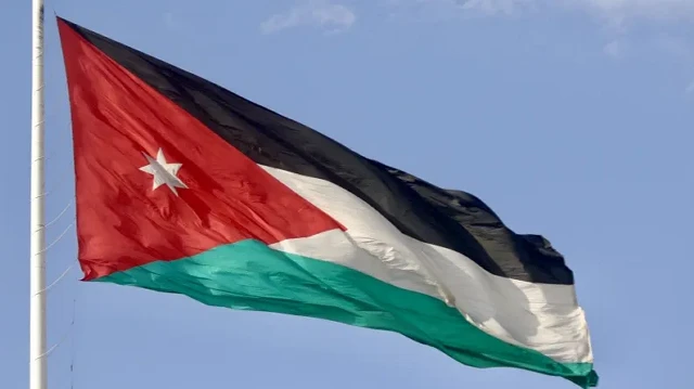 الأردن يفتح تحقيقا بحادثة إطلاق النار في معبر اللنبي 
