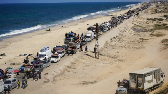 Israeli forces push into new areas of Gaza City