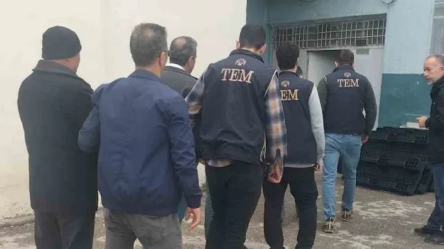 Kastamonu İl Emniyet Müdürlüğü ekiplerince, Kastamonu merkezli 4 ilde gerçekleştirilen emniyetten ihraç edilmiş FETÖ firarisi 8 hükümlü yakalandı