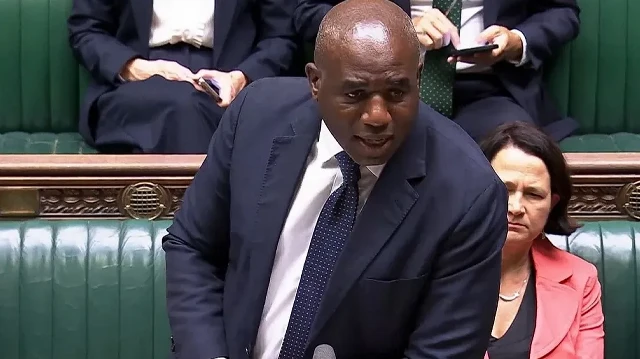 Un extrait vidéo d'une séquence diffusée par l'Unité d'enregistrement parlementaire (PRU) du Parlement britannique montre le ministre britannique des Affaires étrangères David Lammy prononçant un discours sur le Moyen-Orient à la Chambre des communes à Londres, le 1er septembre 2025.