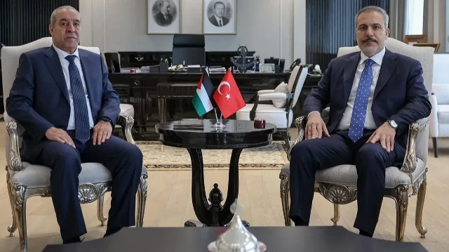 فيدان يجري مباحثات هاتفية مع نائب الرئيس الفلسطيني