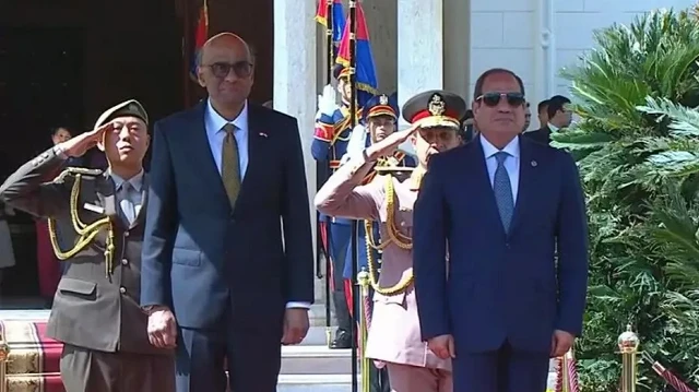 الرئيس المصري يستقبل نظيره السنغافوري بالقاهرة