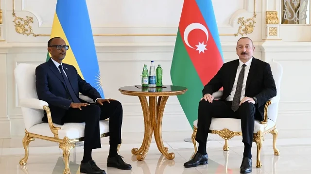 Президент Азербайджана Ильхам Алиев и президент Руанды Поль Кагаме