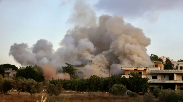 5 قتلى بينهم 3 أطفال بغارة إسرائيلية بمدينة بنت جبيل جنوبي لبنان