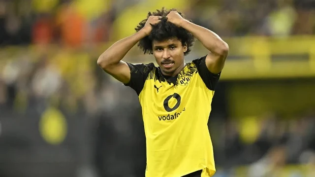 L’attaquant allemand de Dortmund, Karim Adeyemi, lors du match de football de première division allemande entre le Borussia Dortmund et le VfL Wolfsburg, à Dortmund, le 21 septembre 2025.