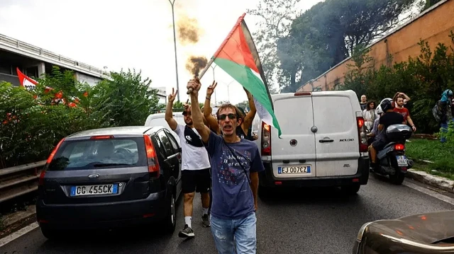 إيطاليا.. إضراب عام تضامنا مع غزة واحتجاجا على الإبادة