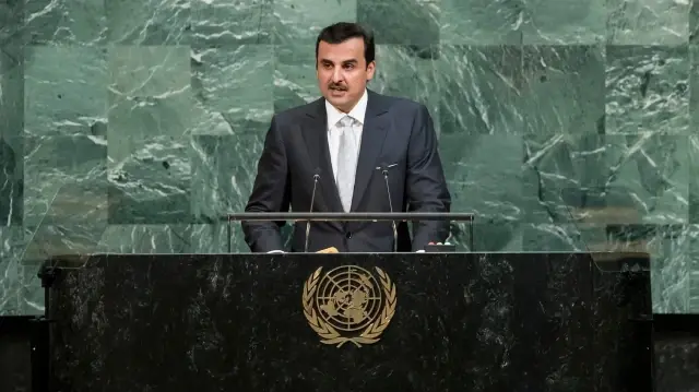 أمير قطر يهاجم نتنياهو ويرفض محاولات الاحتلال لتقسيم سوريا 
