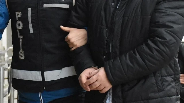 Hakkında 46 yıl 10 ay kesinleşmiş hapis cezası olan hükümlü, işlemlerinin ardından cezaevine gönderildi. (Foto: Arşiv)