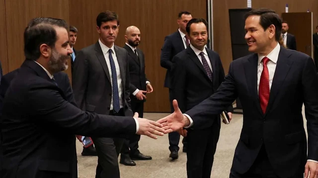 وزير خارجية سوريا يبحث مع نظيره الأمريكي تعزيز العلاقات