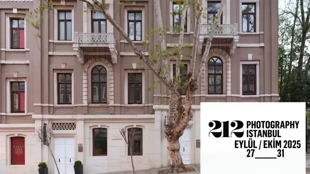 212 Photography İstanbul cumartesi başlıyor.