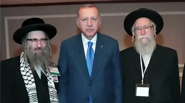 أردوغان يهنئ مواطنيه اليهود بعيد رأس السنة العبرية 
