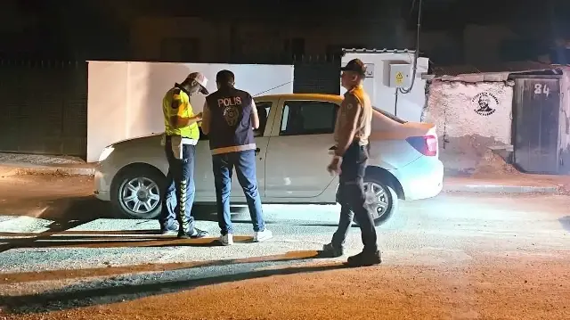 Denetimlerde, 46 araç ve sürücüsü kontrol edildi.