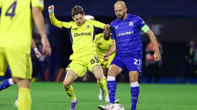 Dinamo Zagreb - Fenerbahçe maçından kare.
