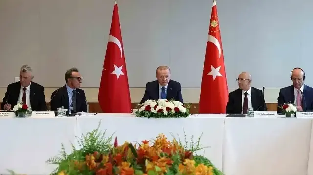 Turkish President Erdogan meets senior officials of US companies in New York