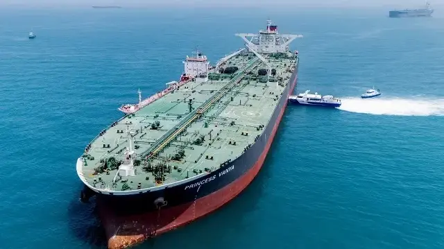Le pétrolier immatriculé à Chypre, Princess Vanya, près du terminal pétrolier d’Al-Basrah (ABOT), dans le sud de l’Irak, le 5 août 2025.