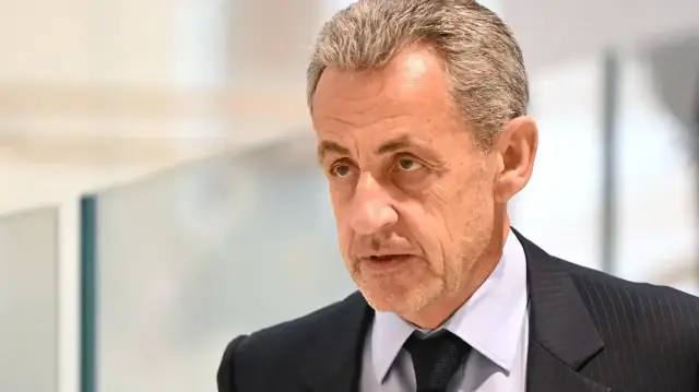 Mahkeme, Eski Fransa Cumhurbaşkanı Nicolas Sarkozy'yi 5 yıl hapis cezasına çarptırdı