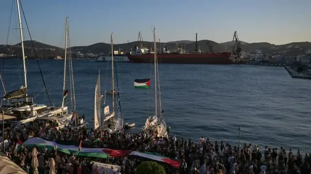 Italy sends ship but not to escort Gaza aid flotilla: Defense minister