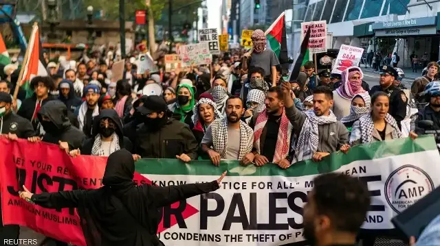 نيويورك.. آلاف المتظاهرين يحتجون ضد الإبادة الجماعية في غزة