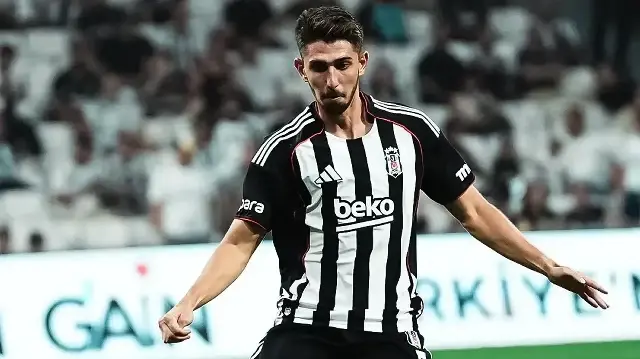 Demir Ege Tıknaz