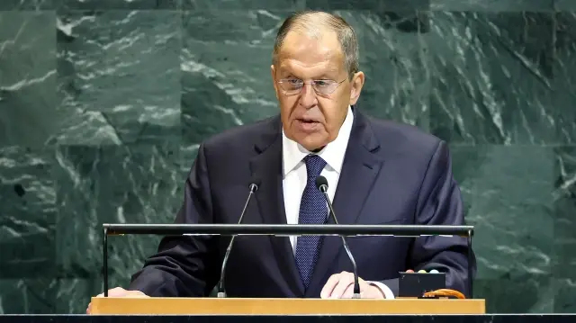 Le ministre russe des Affaires étrangères, Sergueï Lavrov, s'adresse à l'Assemblée générale des Nations unies au siège de l'ONU à New York, le 27 septembre 2025.