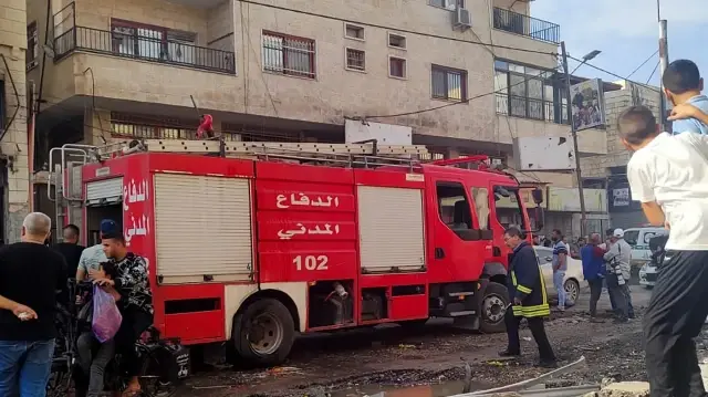 الدفاع المدني: الاحتلال الإسرائيلي يحرمنا الوقود ويزيد الضغط علينا بمدينة غزة