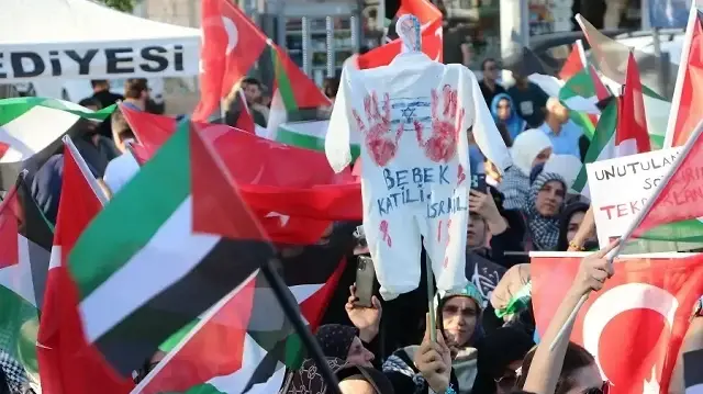 منصة مدنية تركية تعلن دعمها أسطول الصمود العالمي