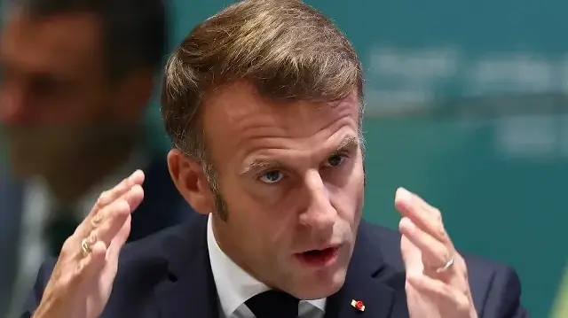 Le président français Emmanuel Macron s'exprime lors du "Sommet sur le climat 2025" en marge de l'Assemblée générale des Nations unies au siège de l'ONU à New York, le 24 septembre 2025.