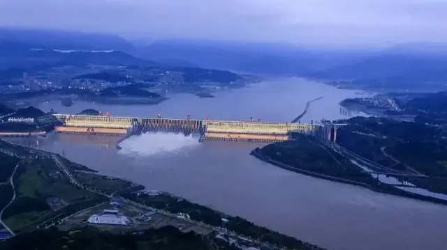 Plus de 5 400 milliards de yuans investis pour le plus vaste système de gestion de l’eau au monde en Chine.