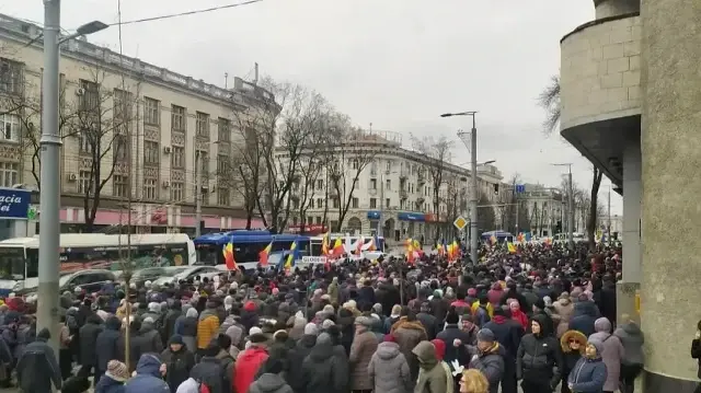 Une manifestation contre les résultats des élections a été organisée à Chisinau, la capitale de la Moldavie, le 28 septembre 2025.