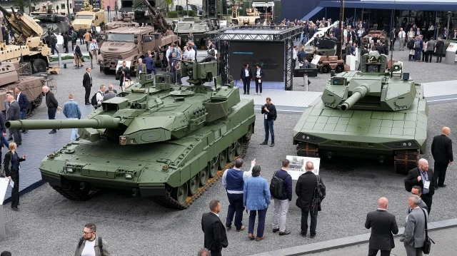 Чехия одобрила закупку танков Leopard 2A8 у Германии.