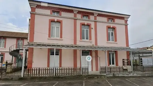 L’affaire, survenue le 9 septembre, avait suscité une profonde indignation au sein de l’opinion publique et particulièrement dans la communauté musulmane, qui considère le porc comme un animal impur et a vu dans cet acte une provocation.