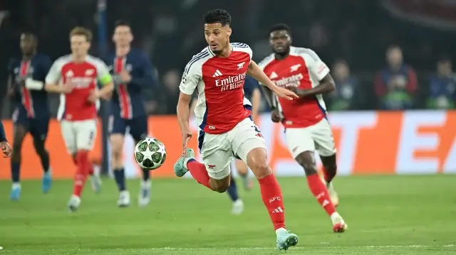 UEFA Şampiyonlar Ligi yarı final rövanş maçında Paris Saint-Germain ile Arsenal takımları Fransa'nın başkenti Paris'teki Parc des Princes Stadı'nda karşılaştı. Karşılaşmada, Arsenal takımı oyunucusu William Saliba (2) da forma giydi.