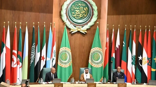 اجتماع عربي يحذر من تهديدات الاحتلال الإسرائيلي للمنطقة ويطالب بوقف حرب غزة