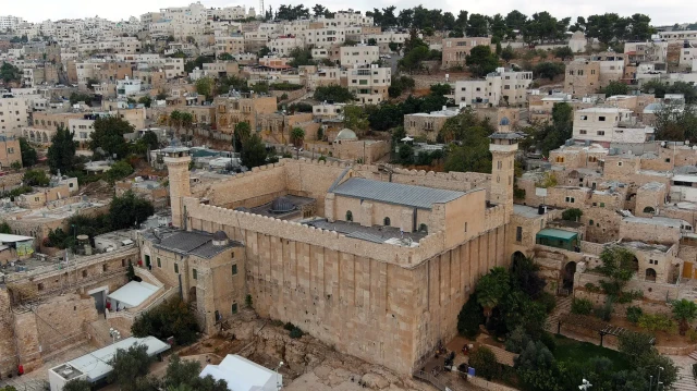 فلسطين تدعو اليونسكو لحماية المسجد الإبراهيمي من انتهاكات الاحتلال