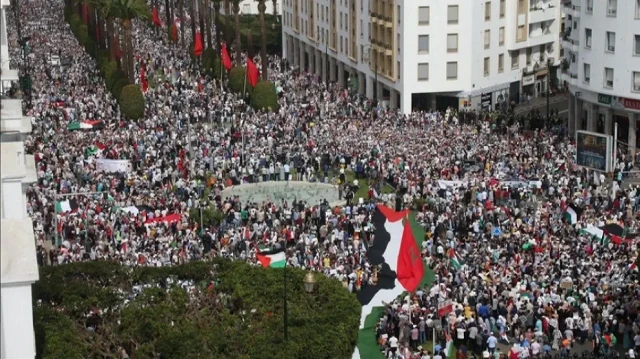 مئات المغاربة يتظاهرون دعما لـ"أسطول الصمود" المتجه إلى غزة