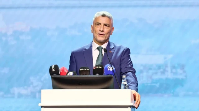 Le ministre turc du Commerce, Ömer Bolat, a pris la parole lors de la 4ᵉ Conférence et Salon de l'IAOM Eurasie.