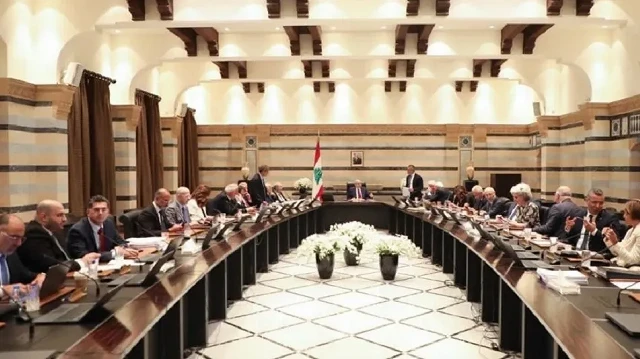 لبنان.. انسحاب الوزراء الشيعة من جلسة حكومية تناقش خطة حصر السلاح 
