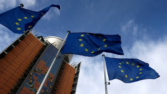 انخفاض طلبات اللجوء إلى أوروبا 23 بالمئة في النصف الأول من 2025