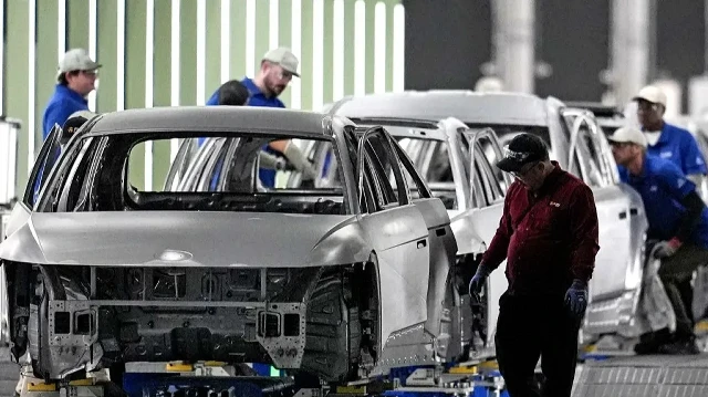 La plus grande descente dans une usine américaine depuis des années : l'ICE a arrêté 450 travailleurs sans papiers sur le site de l'usine de véhicules électriques Hyundai-LG, d'une valeur de 7,6 milliards de dollars, en Géorgie, le 5 septembre 2025.