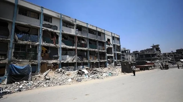 حماس: الاحتلال دمر مدارس غزة وحرم 785 ألف فلسطيني من التعلم