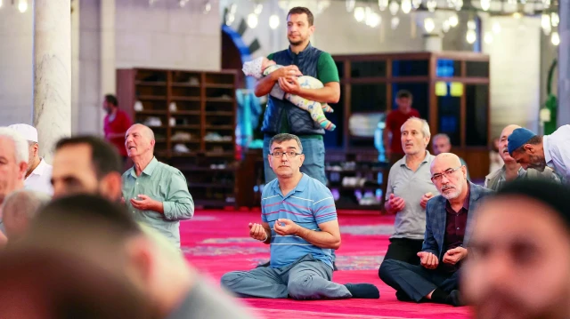 'Aileler Gazze İçin Sabah Namazı'nda Buluşuyor'