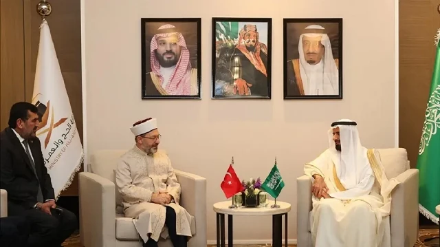وزير الحج السعودي: 24 بالمئة نسبة ارتفاع المعتمرين الأتراك في 2024