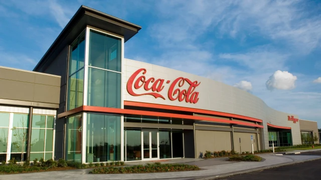 Бойкот из-за конфликта в Газе ударил по доле Coca-Cola в ключевых рынках.