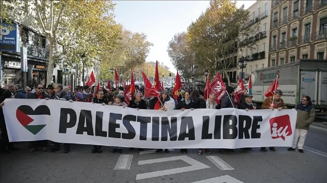 12 مدينة إسبانية تنتفض دعما لفلسطين